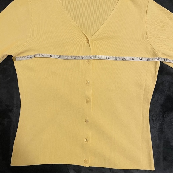 Yellow Cardigan - Picture 3 of 3